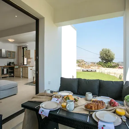 فيلة Secluded With Panoramic Sea View