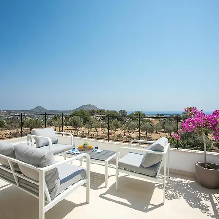 Villa Secluded With Panoramic Sea View *