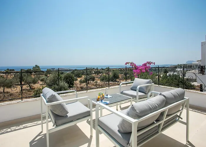 Villa Secluded With Panoramic Sea View